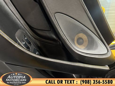 Used 2017 McLaren 570S RWD image 13
