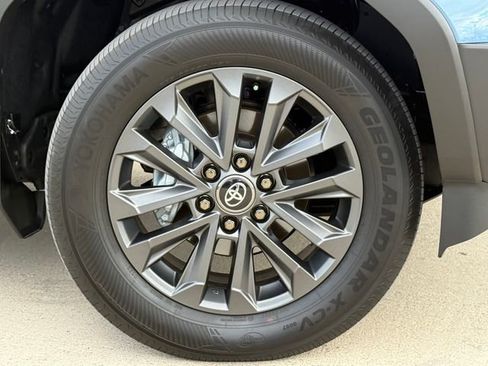 Used 2025 Toyota Land Cruiser w/ Premium Package image 2