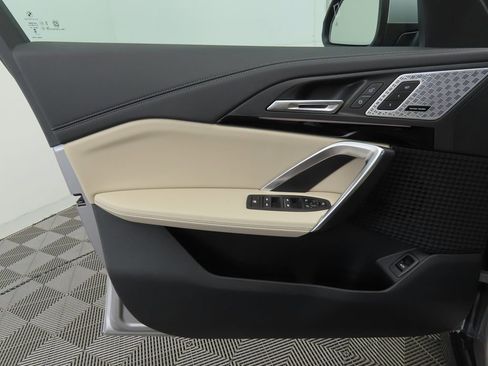 Used 2025 BMW X1 xDrive28i w/ Premium Package image 25