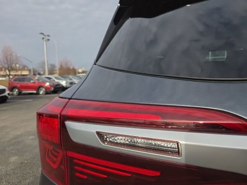 Used 2022 Kia Seltos EX image 10