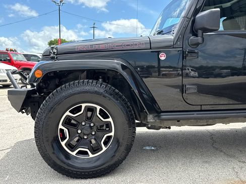 Used 2016 Jeep Wrangler Unlimited Rubicon AWD/4WD image 5