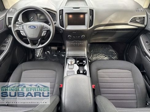 Used 2020 Ford Edge SE image 23