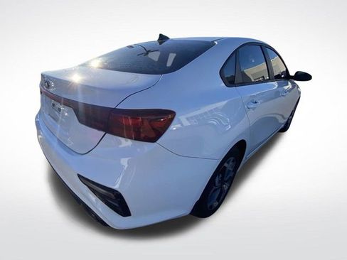 Used 2021 Kia Forte LXS image 9