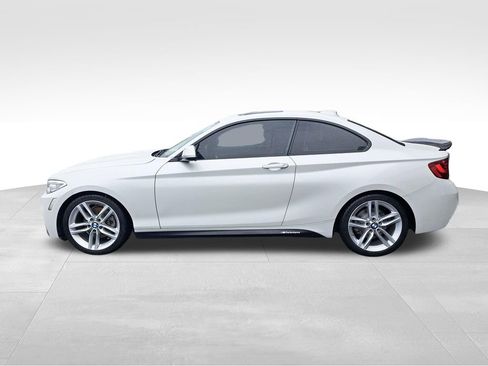 Used 2017 BMW 230i Coupe RWD image 2