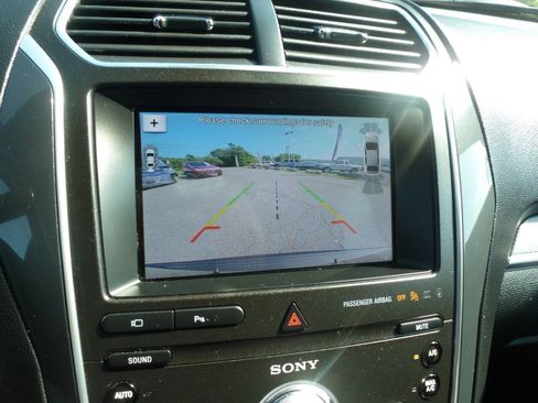 Used 2019 Ford Explorer Sport w/ Equipment Group 401A AWD/4WD image 39