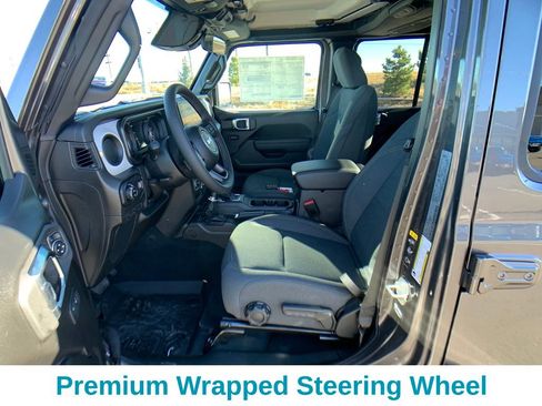 New 2026 Jeep Gladiator Sport image 10