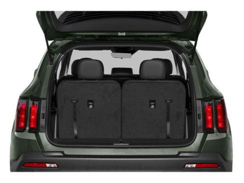 Certified 2022 Kia Sorento S w/ Panoramic Sunroof Package AWD/4WD image 14