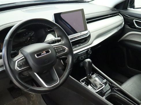 Certified 2022 Jeep Compass Limited image 29