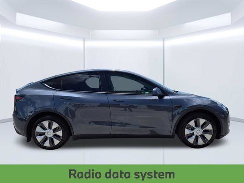Used 2023 Tesla Model Y Long Range AWD/4WD image 8