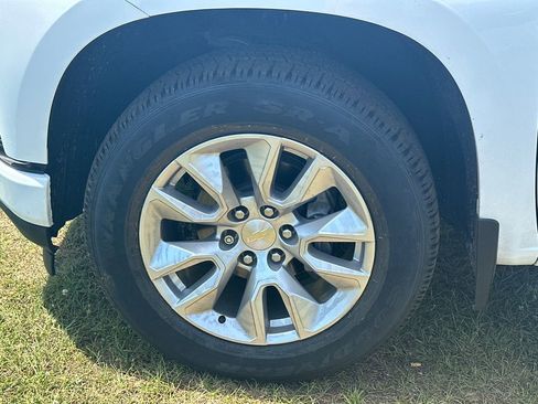 Used 2021 Chevrolet Silverado 1500 Custom RWD image 11