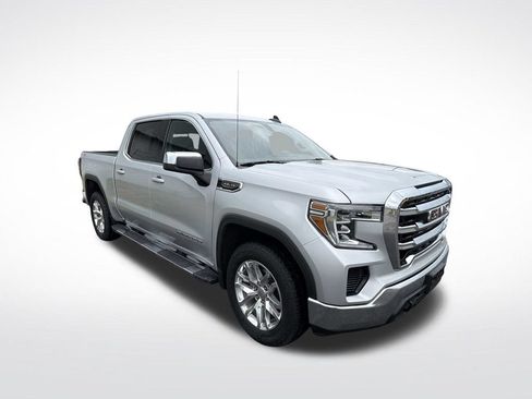 Used 2020 GMC Sierra 1500 SLE w/ SLE Value Package AWD/4WD image 3