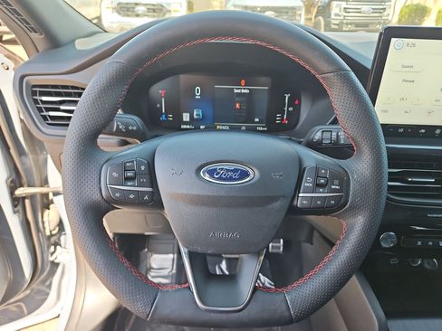 Used 2023 Ford Escape ST-Line w/ Tech Pack #1 FWD image 14