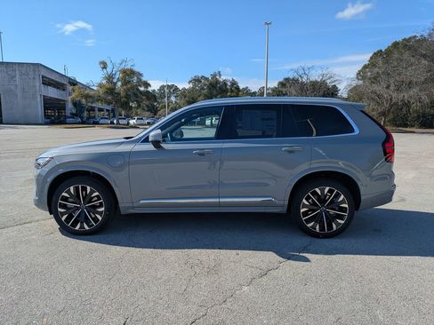 New 2026 Volvo XC90 T8 Plus AWD/4WD image 3