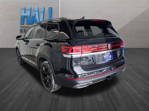 New 2026 Volkswagen Atlas SE image 3