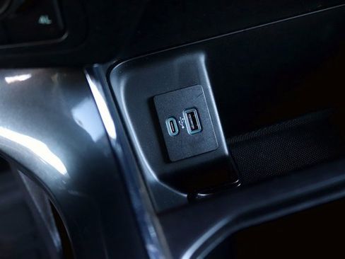 Used 2022 Ford F150 XLT w/ Equipment Group 302A High image 23