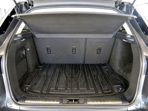 Used 2015 Land Rover Range Rover Evoque Pure image 28