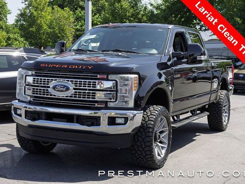 Used 2018 Ford F250 Lariat w/ Chrome Package image 16