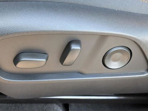 New 2026 Chevrolet Equinox ACTIV w/ Safety and Technology Package image 17