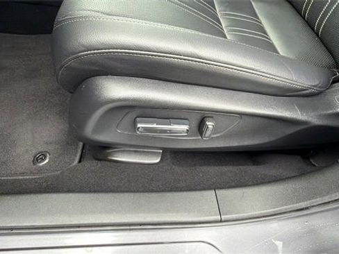 Used 2024 Honda HR-V EX-L image 20