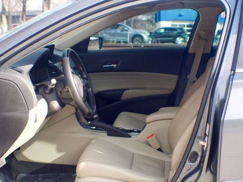 Used 2014 Acura ILX w/ Premium Package image 12