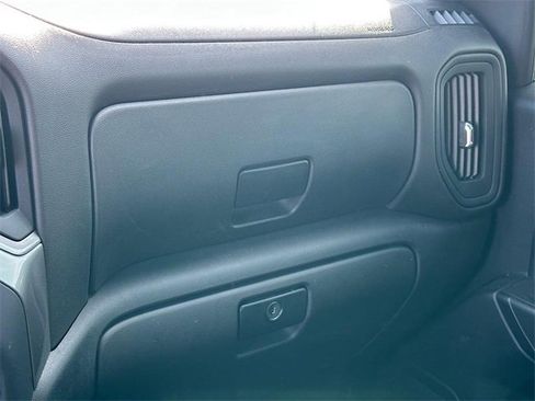 Used 2021 Chevrolet Silverado 1500 Custom image 24