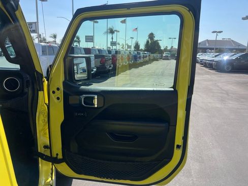 Used 2023 Jeep Wrangler Unlimited Rubicon 4xe w/ Steel Bumper Group AWD/4WD image 45