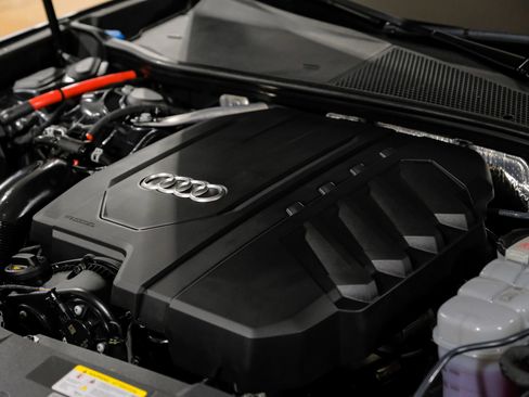 Used 2025 Audi A6 Premium Plus AWD/4WD image 56