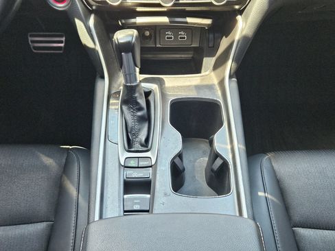 Used 2022 Honda Accord Sport image 12