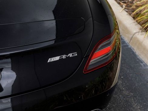 Used 2011 Mercedes-Benz SLS AMG Coupe image 18