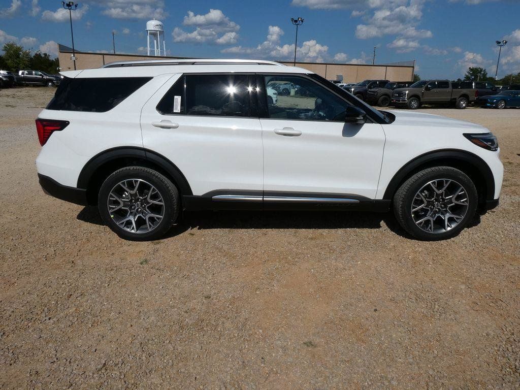 New 2027 Ford Explorer Platinum w/ 3.0L Ultimate Package AWD/4WD image 4