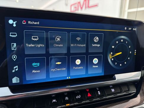 Certified 2025 Chevrolet Silverado 1500 RST AWD/4WD image 26