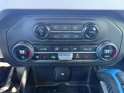 Used 2024 Ford Bronco Wildtrak AWD/4WD image 31