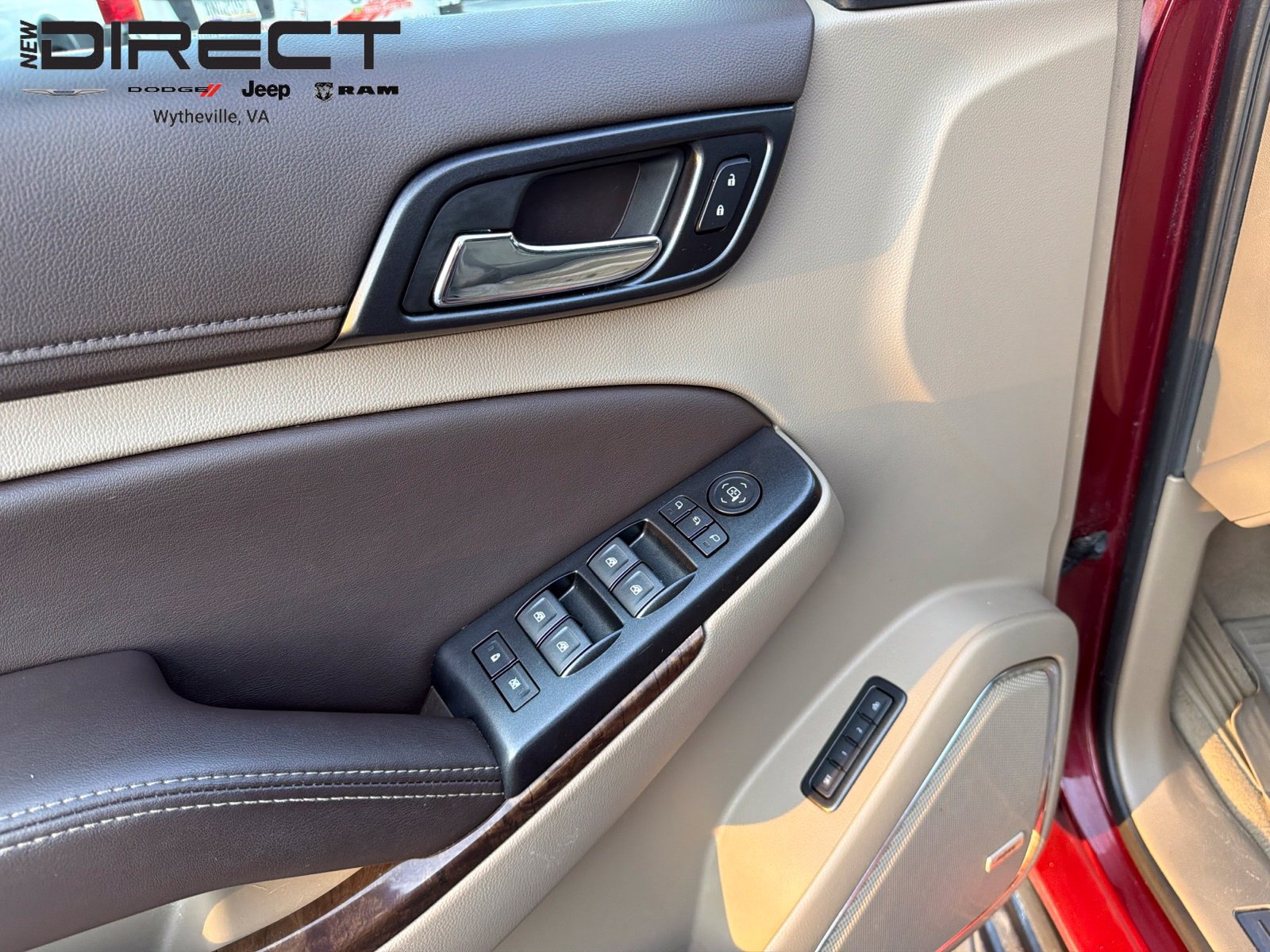 Used 2019 Chevrolet Tahoe LT w/ Luxury Package AWD/4WD image 13