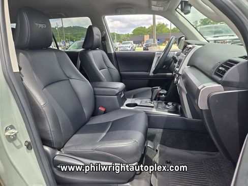 Used 2022 Toyota 4Runner TRD Sport AWD/4WD image 20