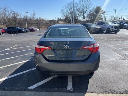 Used 2015 Toyota Corolla LE FWD image 6