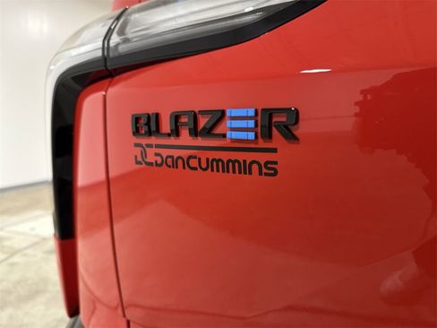 New 2026 Chevrolet Blazer EV SS image 28