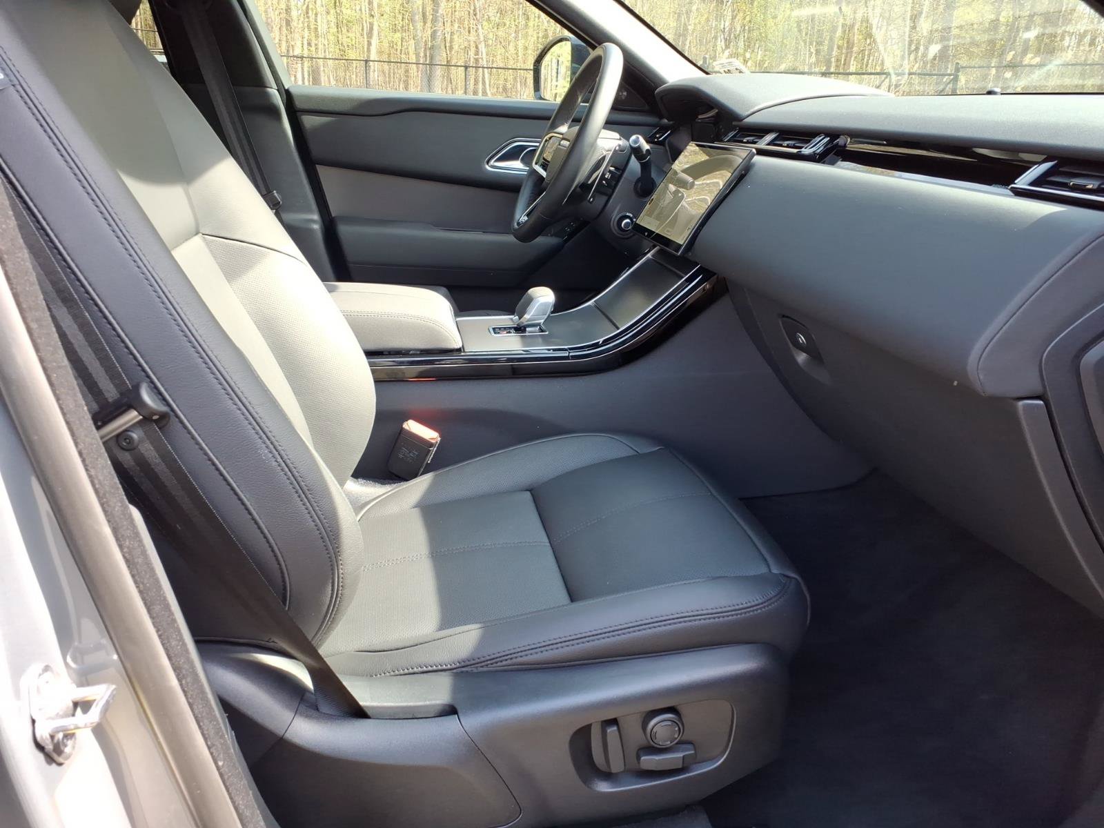Certified 2026 Land Rover Range Rover Velar S AWD/4WD image 3