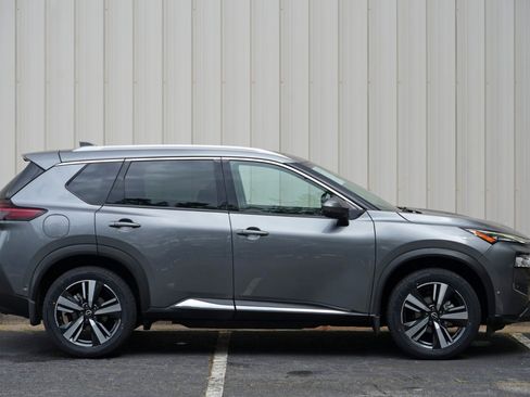 Used 2022 Nissan Rogue SL w/ SL Premium Package FWD image 50