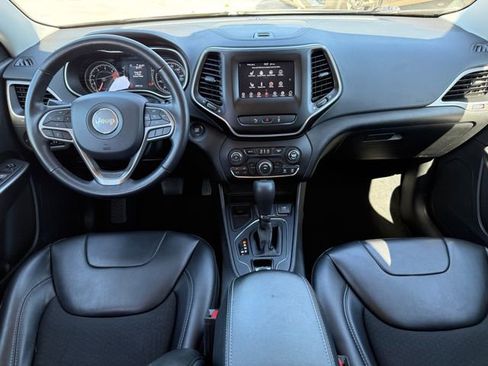 Used 2021 Jeep Cherokee Latitude Plus w/ Sun & Sound Group image 23