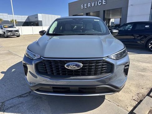 New 2026 Ford Escape Active image 2