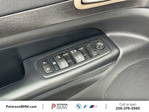 Used 2016 Jeep Grand Cherokee Laredo w/ Quick Order Package 23E image 21