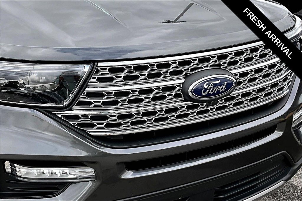 Used 2020 Ford Explorer Limited w/ Class III Trailer Tow Package AWD/4WD image 32