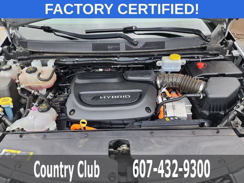 Used 2023 Chrysler Pacifica Touring-L FWD image 33