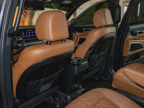 Used 2025 Kia Telluride EX X-Line AWD/4WD image 10