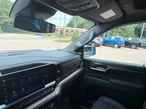 Certified 2023 Chevrolet Silverado 1500 LT AWD/4WD image 25