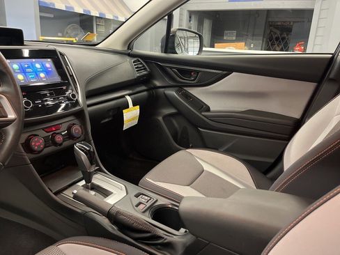 Used 2019 Subaru Crosstrek 2.0i Premium w/ Moonroof Package image 14