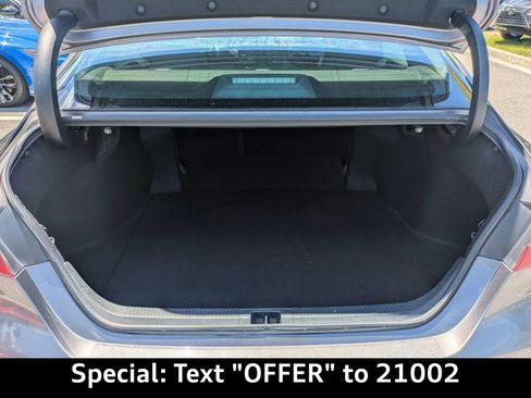 Used 2018 Toyota Camry SE FWD image 35