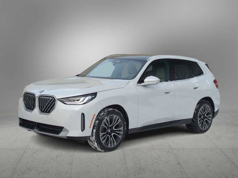 Used 2026 BMW X3 xDrive30 image 4