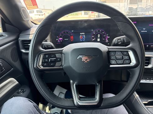 Used 2024 Ford Mustang Premium image 13