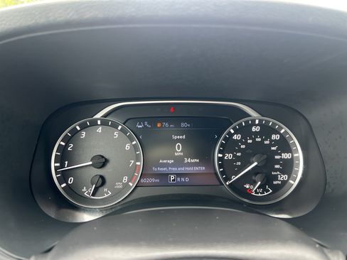 Used 2022 Nissan Frontier SV RWD image 14